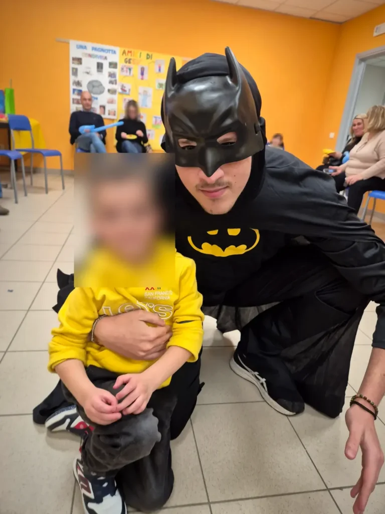 Sei anni con Batman: quindici bambini in cerchio, e la chiamata che lo fa entrare